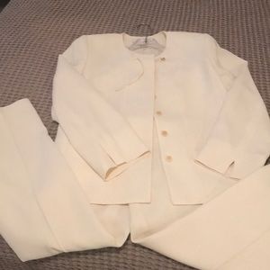 Doncaster Cream 2-piece suit